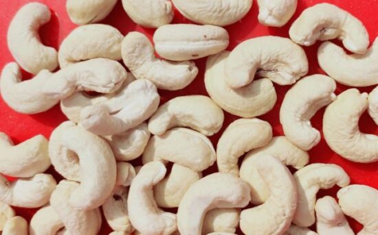 Cashew-nut-W320-e1649885829118.jpeg